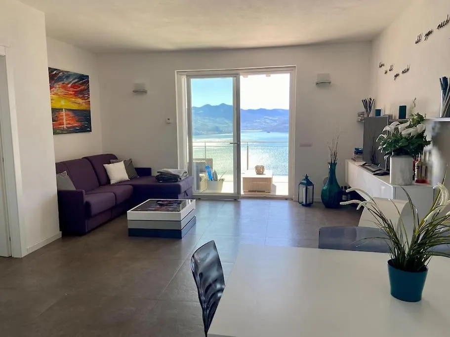 Piccolo Paradiso Vista Lago Con Piscina Privata Riva di Solto Lägenhet