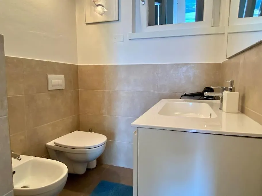 Piccolo Paradiso Vista Lago Con Piscina Privata Рива-ди-Сольто